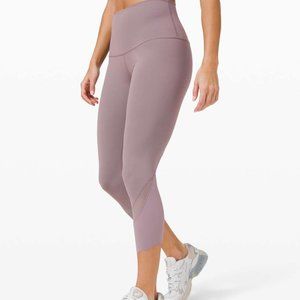 Size 10 - Lululemon Wunder Under Crop High-Rise *Roll Down Scallop